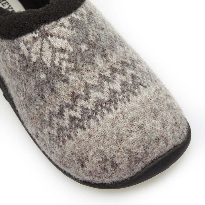 Kris Kids - Grey Black Nordic Patterned Slippers - Homeys